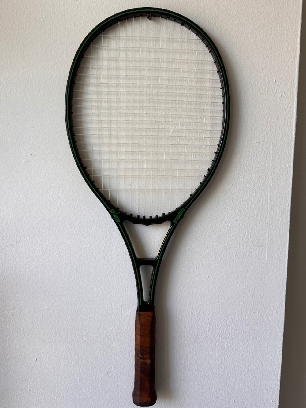 Vintage Prince Graphite Tennis Racquet 4 5/8 Grip USA Leather Grip